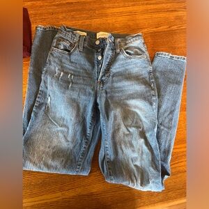 Universal Thread 90s Straight Leg Jeans